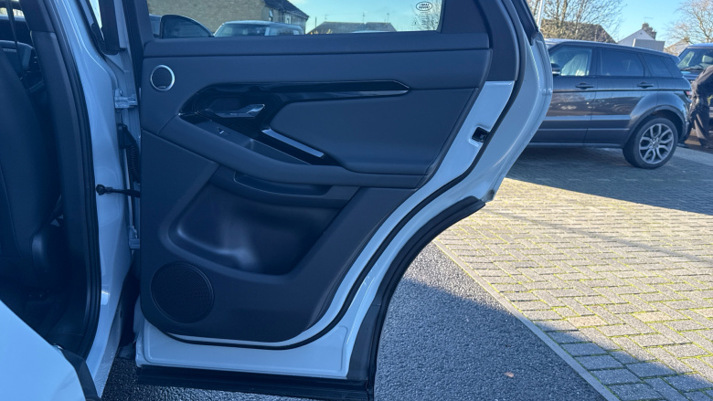 Land Rover Range Rover Evoque 2.0 D200 Dynamic SE 5dr Auto Diesel Hatchback